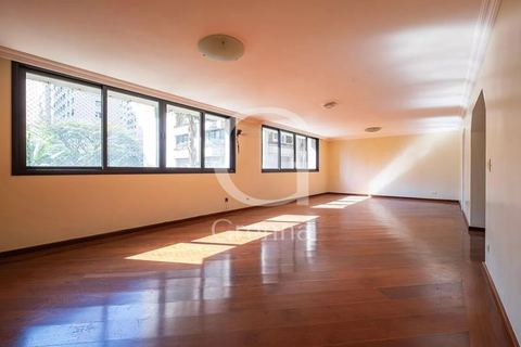 Apartamento à venda em Jardim Paulistano, 164 m²