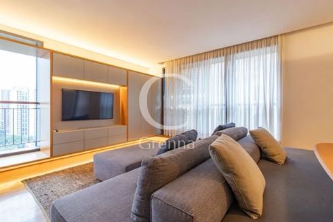 Apartamento à venda em Moema, 81 m²