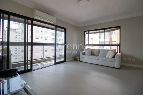 Apartamento à venda em Moema, 170 m²