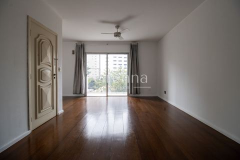 Apartamento à venda em Moema, 120 m²
