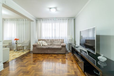 Apartamento à venda em Moema, 90 m²
