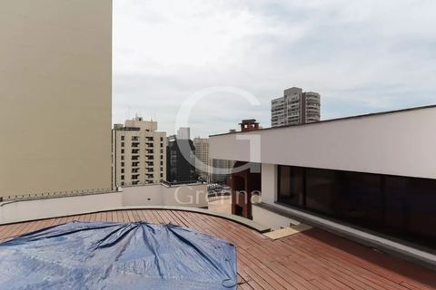 Apartamento à venda em Moema, 187 m²