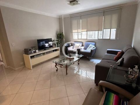 Apartamento à venda em Moema, 90 m²