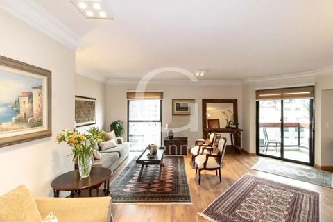 Apartamento à venda em Vila Olímpia, 150 m²