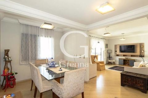 Apartamento à venda em Moema, 100 m²