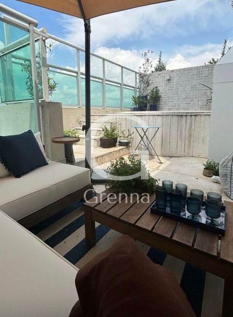 Cobertura para alugar em Cerqueira César, 200 m²