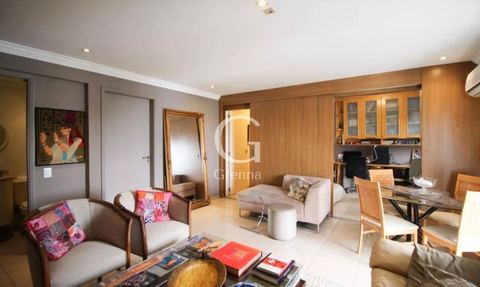 Apartamento à venda em Moema, 96 m²