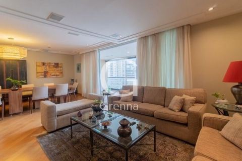 Apartamento à venda em Brooklin Paulista, 218 m²