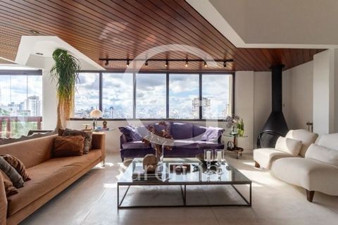 Duplex à venda em Vila Madalena, 210 m²