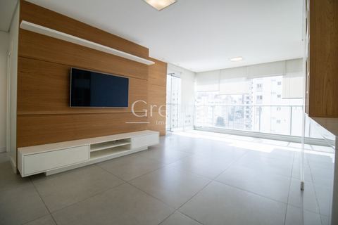 Apartamento à venda em Moema, 76 m²